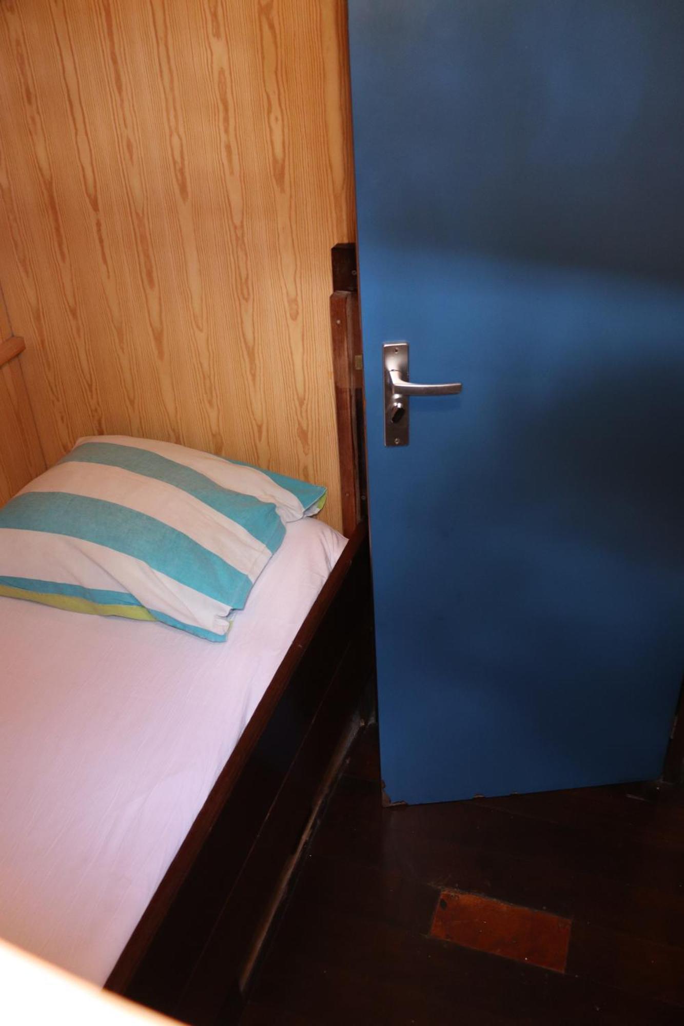Intersail Hostel - Avontuur Άμστερνταμ Εξωτερικό φωτογραφία