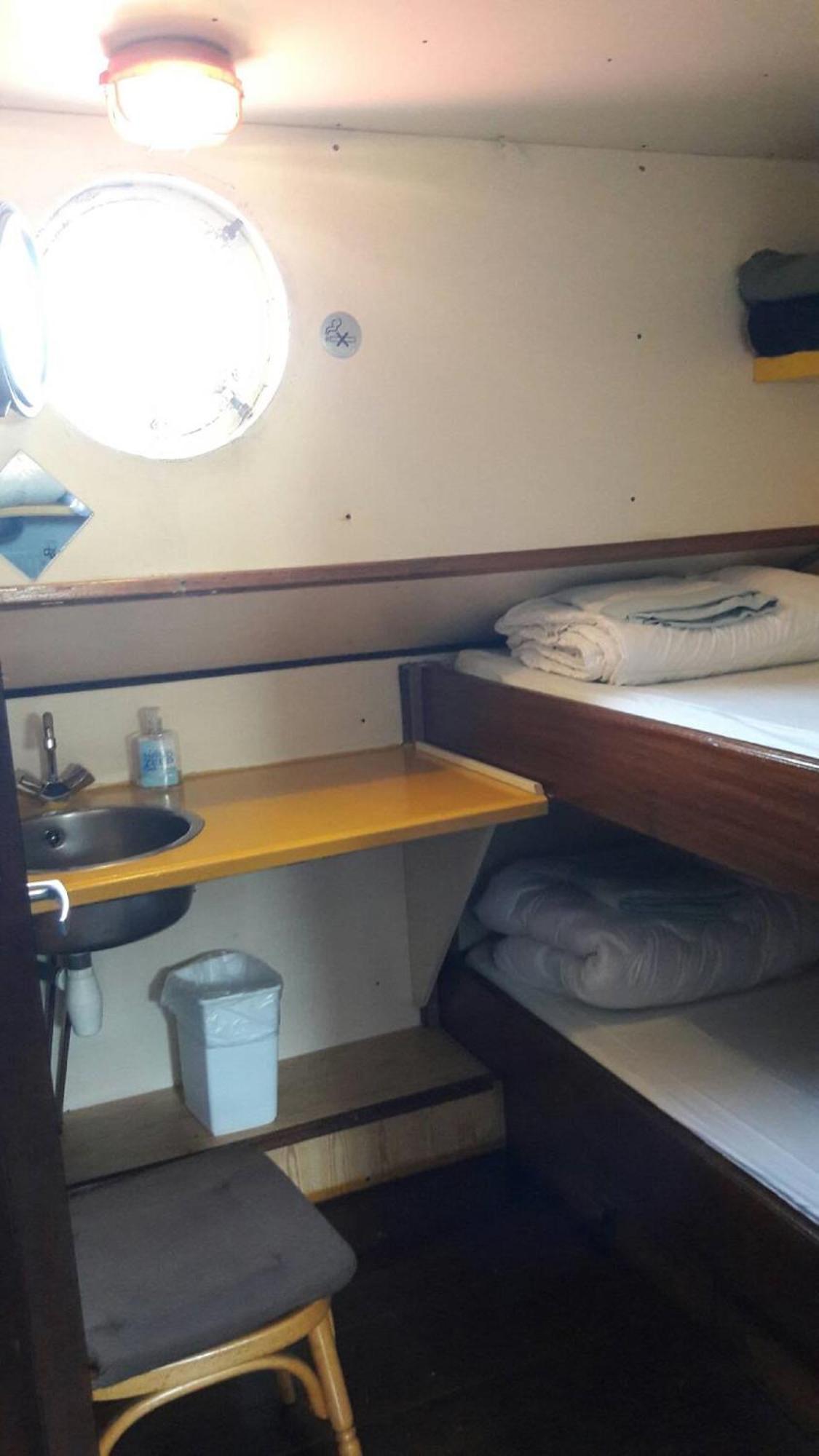 Intersail Hostel - Avontuur Άμστερνταμ Δωμάτιο φωτογραφία