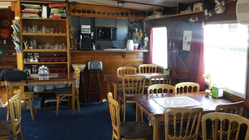 Intersail Hostel - Avontuur Άμστερνταμ Εξωτερικό φωτογραφία