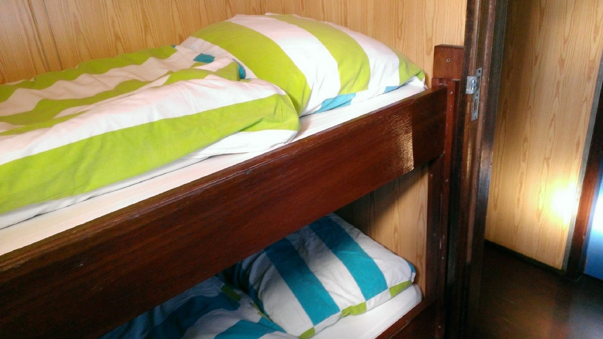 Intersail Hostel - Avontuur Άμστερνταμ Εξωτερικό φωτογραφία